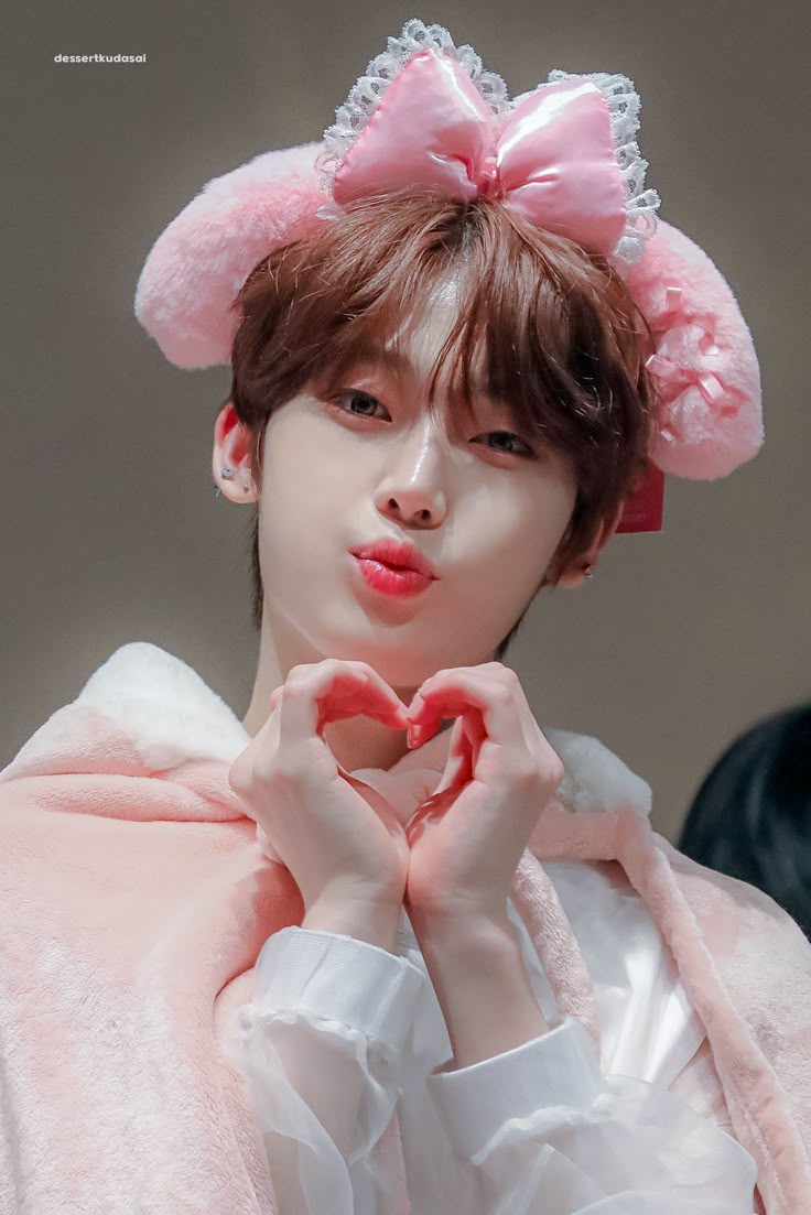 strawbunny's strawpage